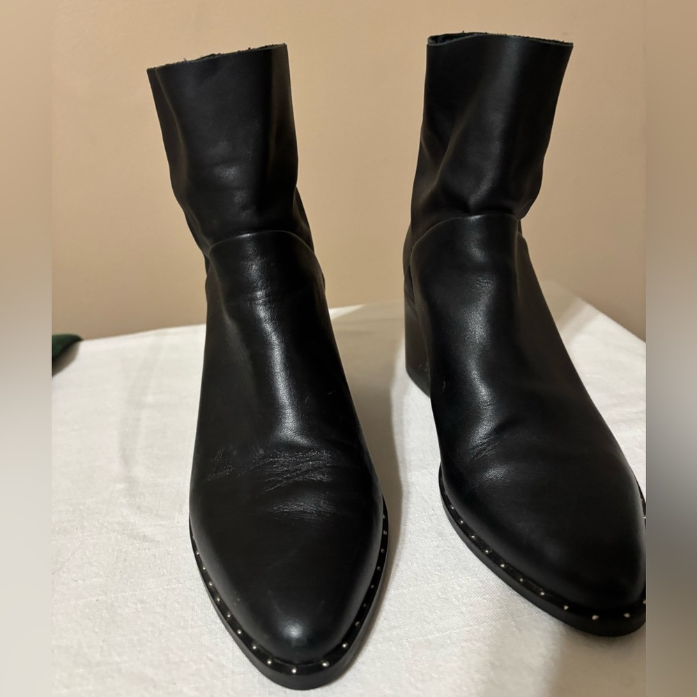 Treasure & Bond Farrah Studded Booties Black Leather Ankle Boots size 7.5 - Picture 9 of 9